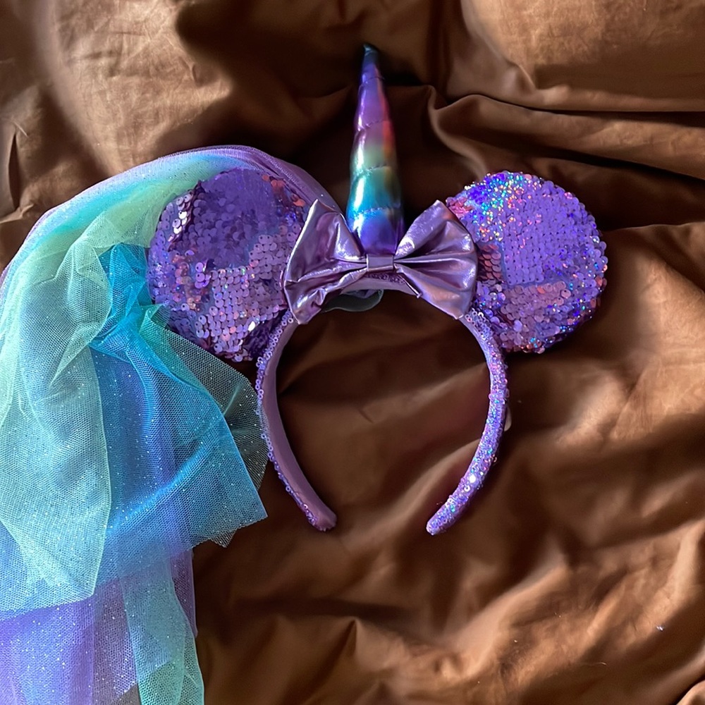 Unicorn Minnie Mouse ears